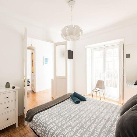 Apartamentos En Sol, Madrid Centro Buitenkant foto