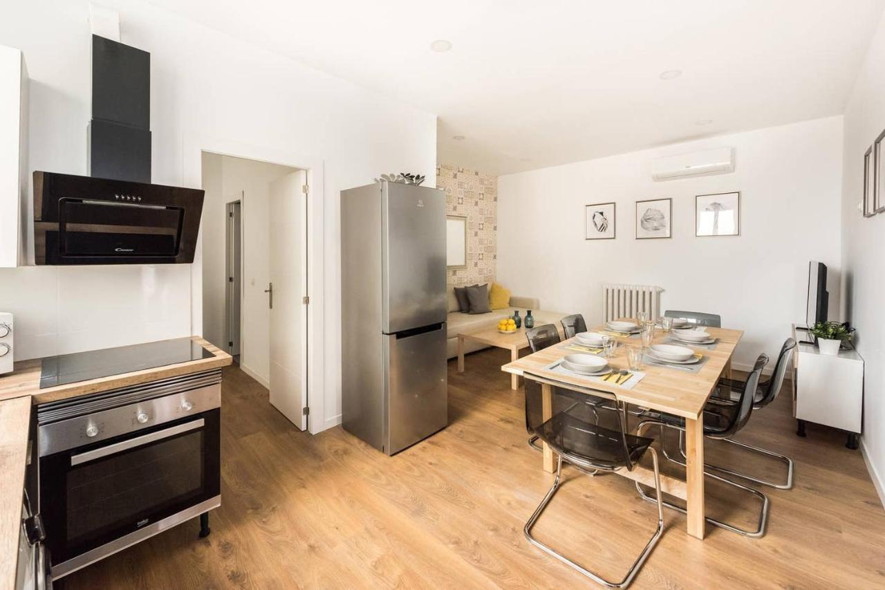 Apartamentos En Sol, Madrid Centro Buitenkant foto