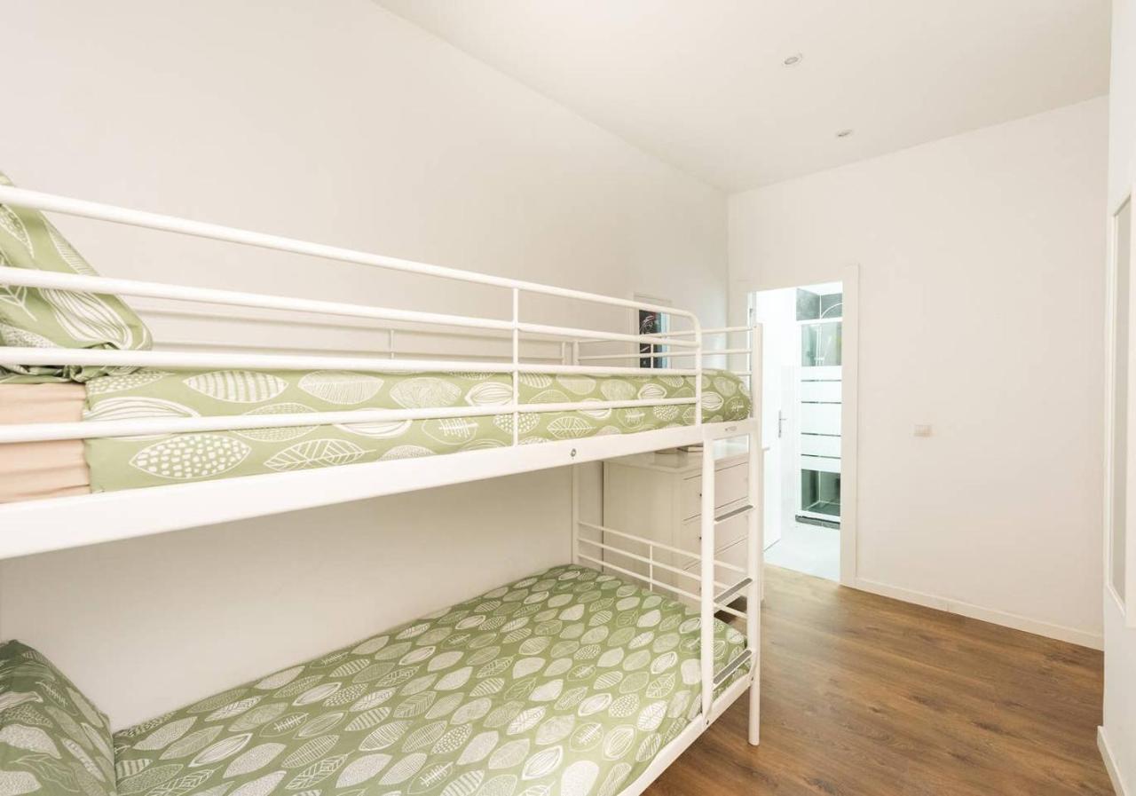 Apartamentos En Sol, Madrid Centro Buitenkant foto